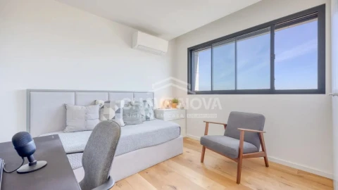 Apartamento T2 para Venda em Vila Nova de Gaia
