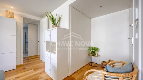 Apartamento T2 para Venda em Vila Nova de Gaia