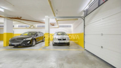 Apartamento T2 para Venda em Vila Nova de Gaia