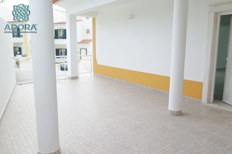 Moradia T4 para Venda em Ericeira Foto 12