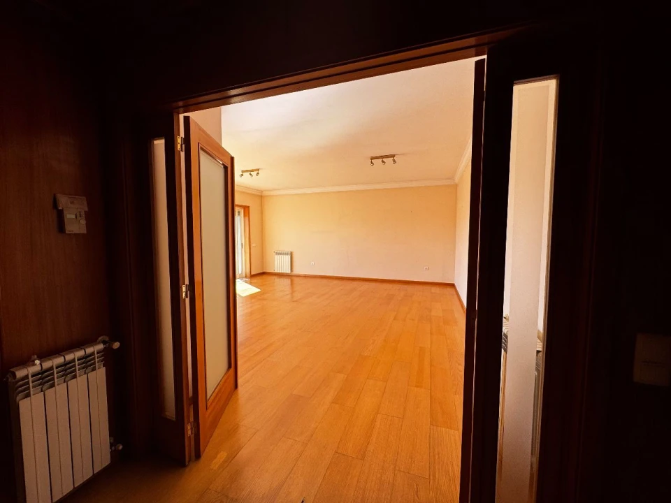 Apartamento T3 para Arrendamento em Maia Foto 4