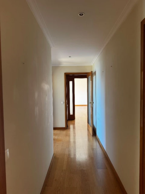 Apartamento T3 para Arrendamento em Maia