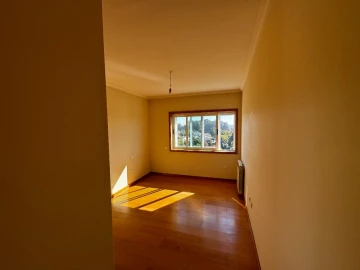 Apartamento T3 para Arrendamento em Maia