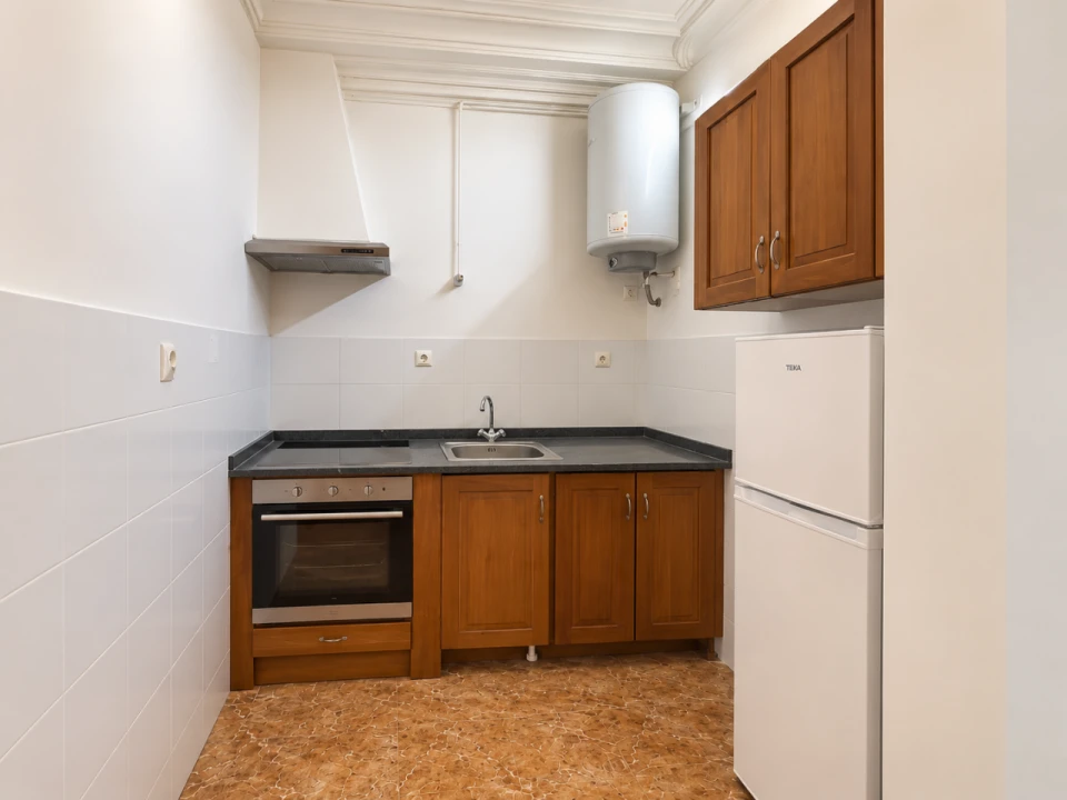 Apartamento T1 para Arrendamento em Porto Foto 6