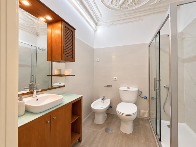 Apartamento T1 para Arrendamento em Porto Foto 5