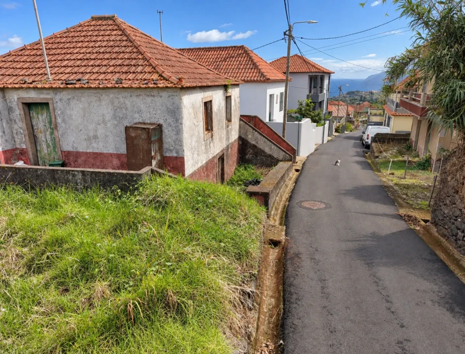 Moradia T2 para Venda em Levada Grande Foto 6