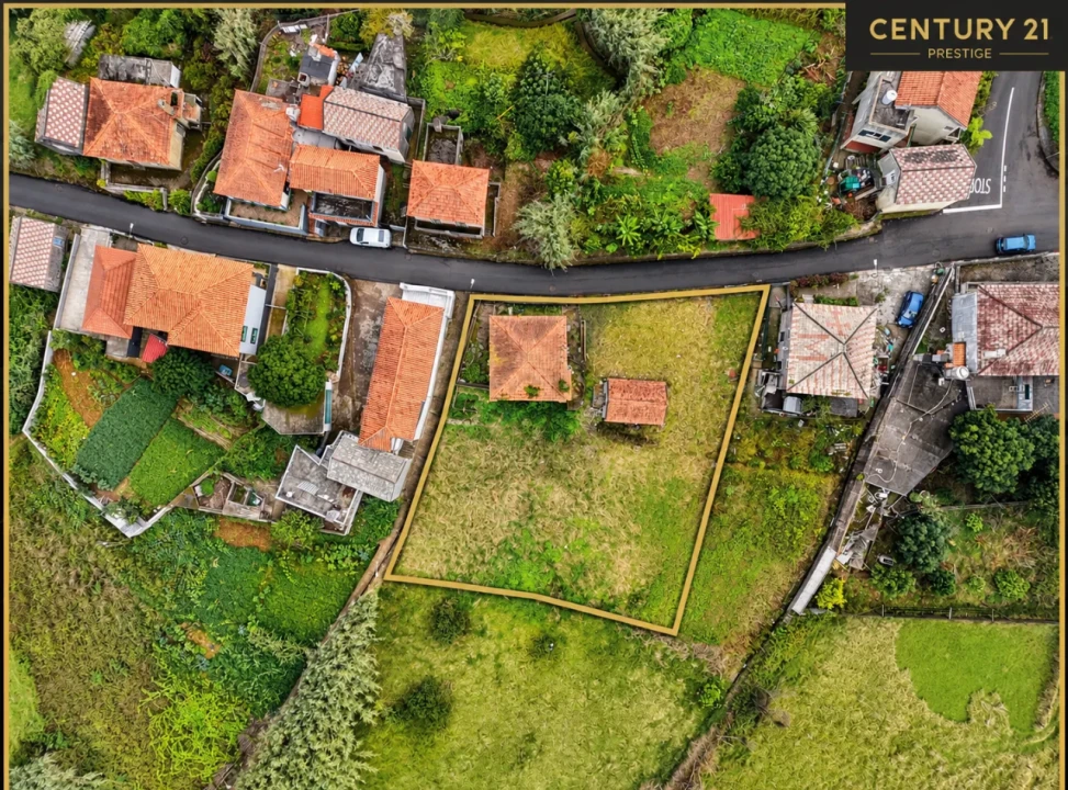 Moradia T2 para Venda em Levada Grande Foto 11