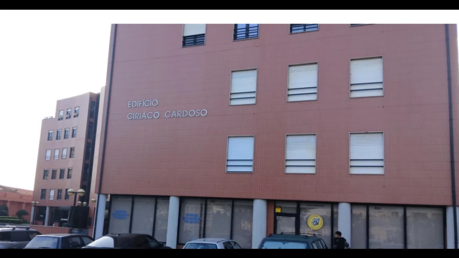 Apartamento T2 para Arrendamento em Porto