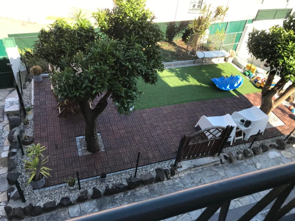 Moradia T3 para Venda em Queijas Foto 21