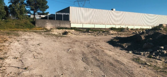 Terreno Misto para Venda em Vilela -Paredes
