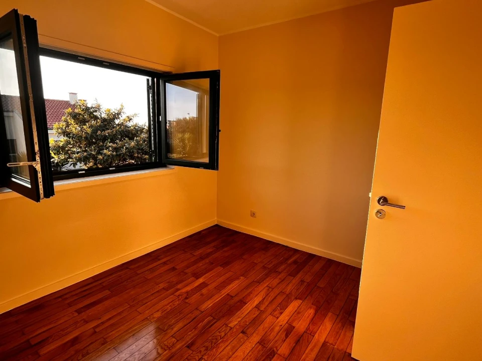 Moradia T3 para Arrendamento em Perafita Foto 18