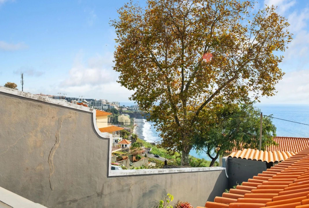 Moradia T4 para Venda em Funchal Foto 4