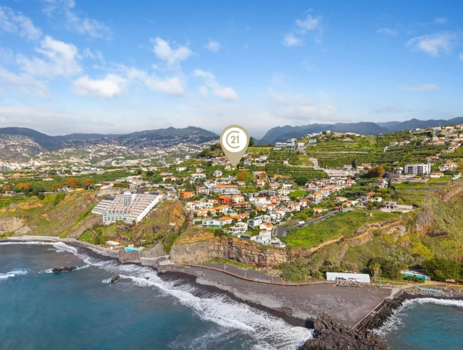 Moradia T4 para Venda em Funchal Foto 37