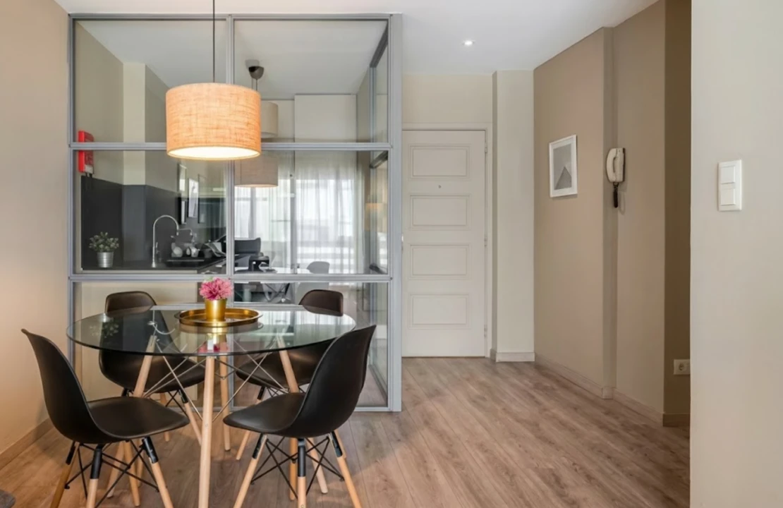 Apartamento T1 para Arrendamento em Porto Foto 3