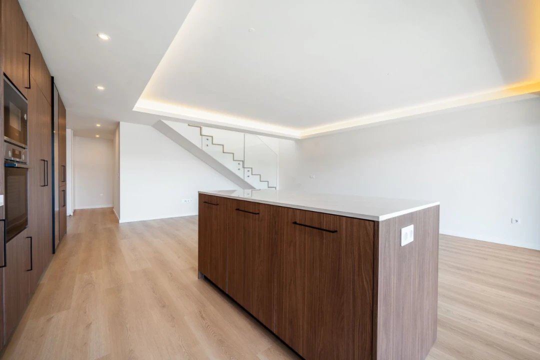 Apartamento T3 para Venda em Alcochete Foto 30