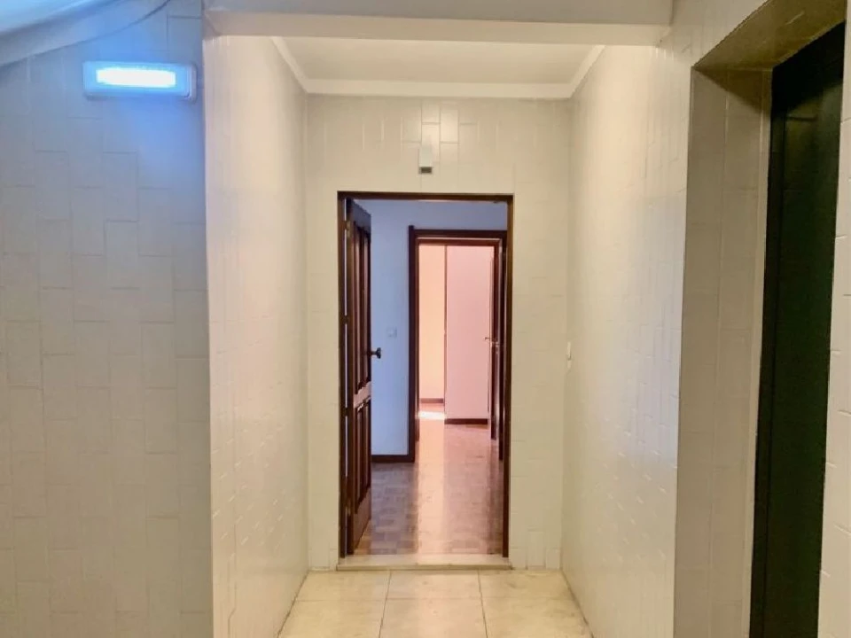 Apartamento T3 para Arrendamento em Porto Foto 1
