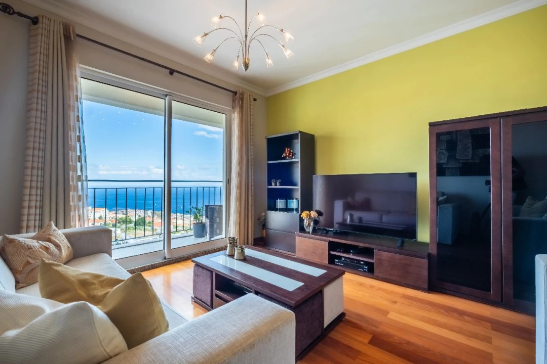 Apartamento T2 para Venda em Caniço Foto 6