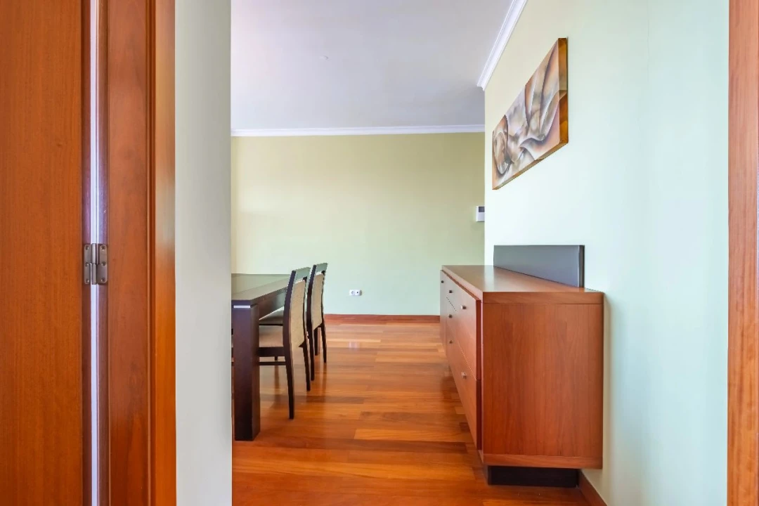 Apartamento T2 para Venda em Caniço Foto 16