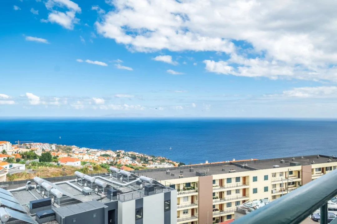 Apartamento T2 para Venda em Caniço Foto 29