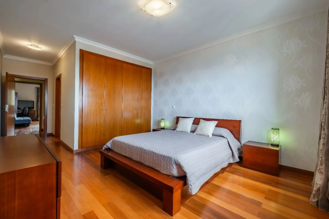 Apartamento T2 para Venda em Caniço Foto 37