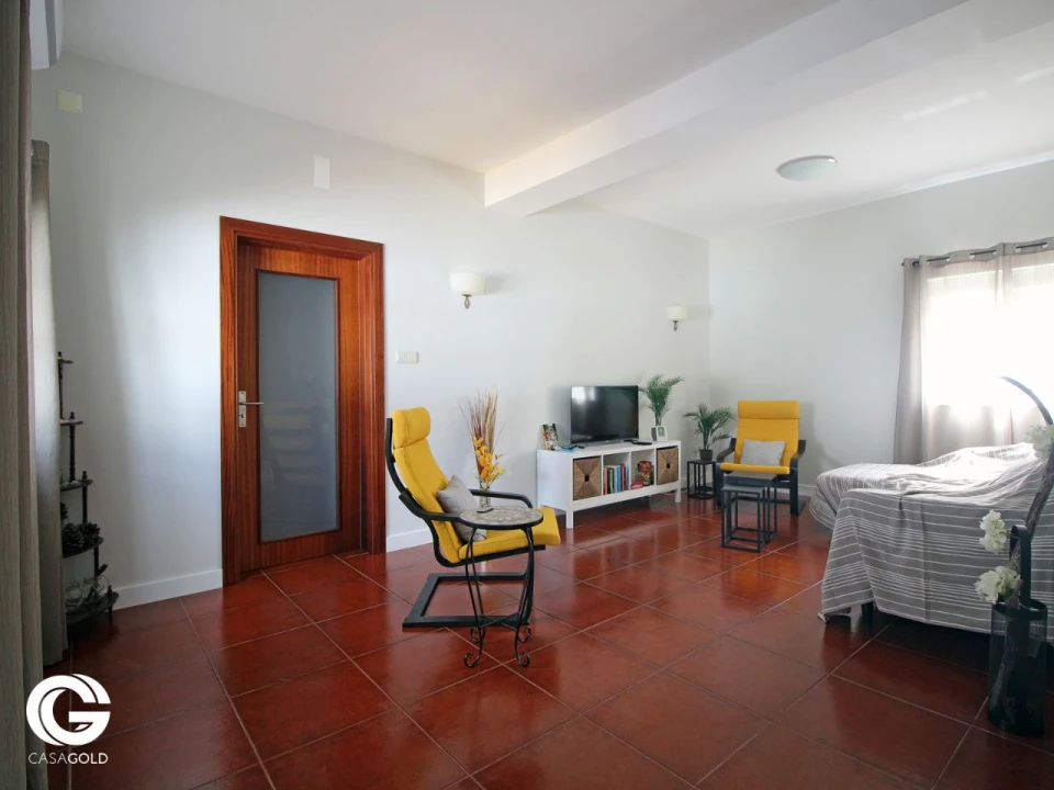 Moradia T4 para Venda em Arelho Foto 15