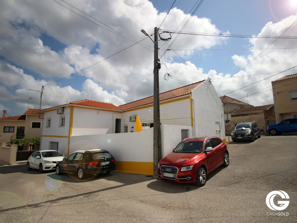 Moradia T4 para Venda em Arelho Foto 39