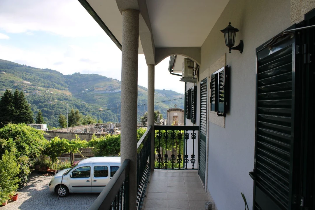 Moradia T4 para Venda em Frende Foto 18