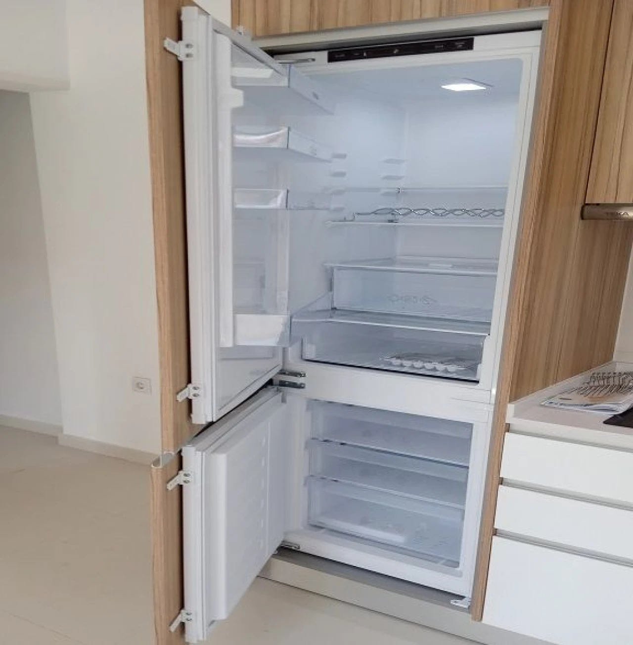 Moradia T2 para Arrendamento em Sobreda Foto 9
