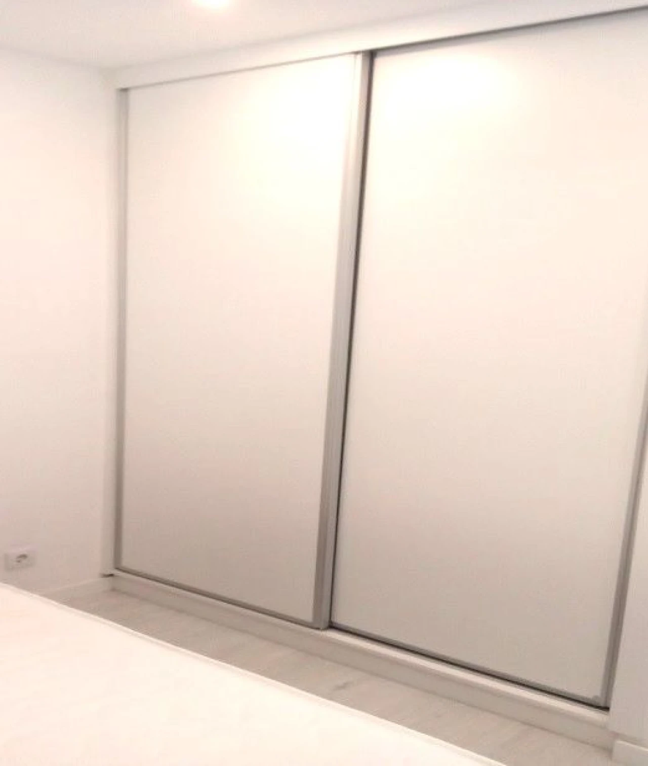 Moradia T2 para Arrendamento em Sobreda Foto 11