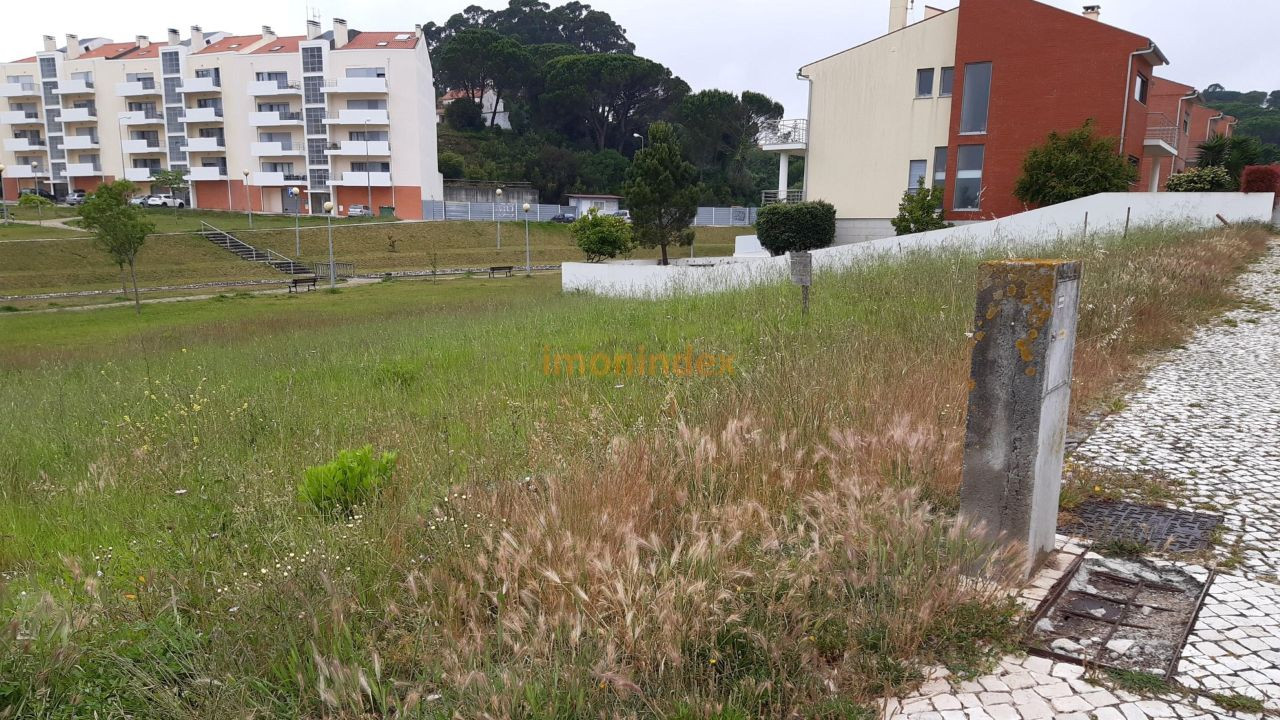 Terreno para Venda em Figueira da Foz Foto 3