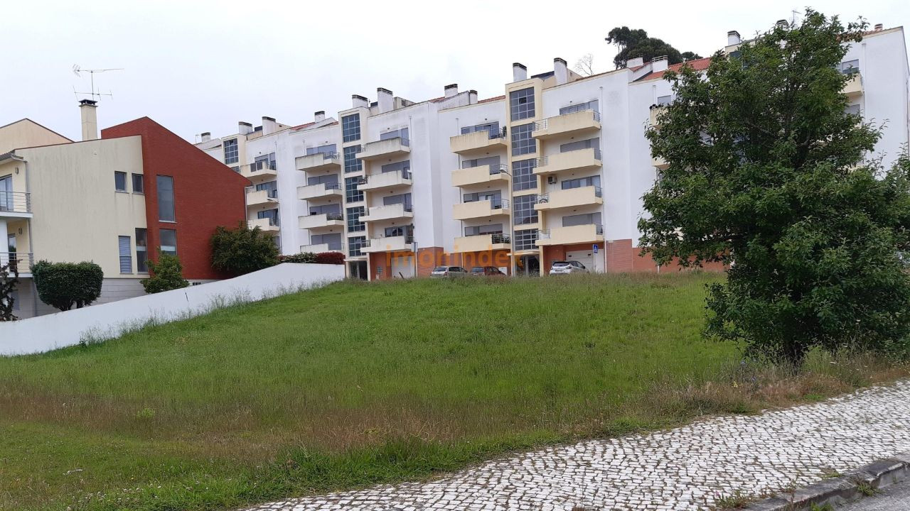 Terreno para Venda em Figueira da Foz Foto 1