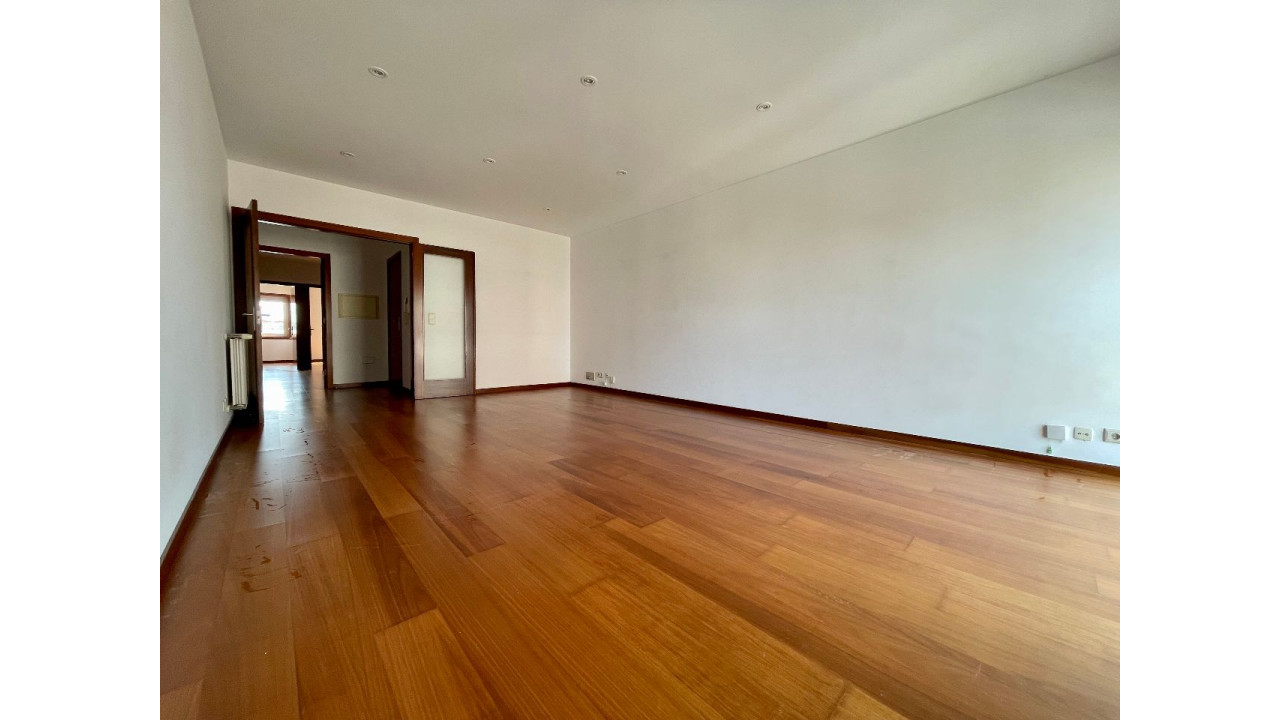 Apartamento para Venda em Maia