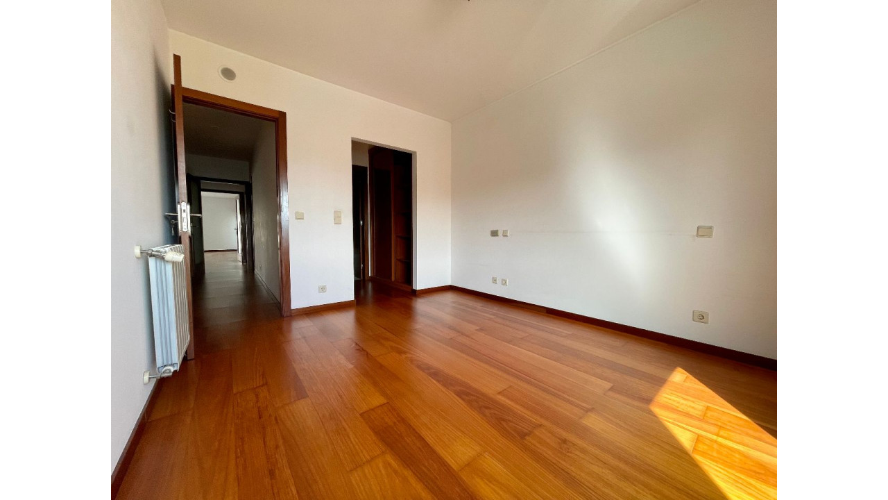 Apartamento para Venda em Maia Foto 22