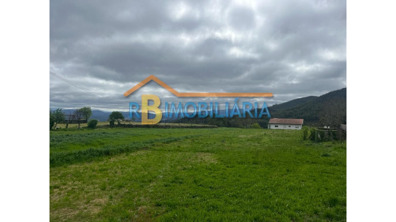 Terreno para Venda em Escariz Foto 3