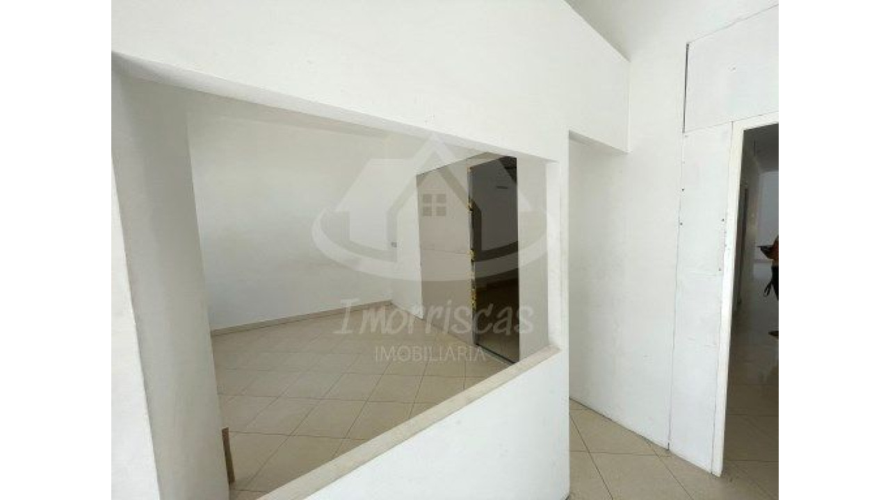 Loja para Venda em Póvoa de Santa Iria Foto 4