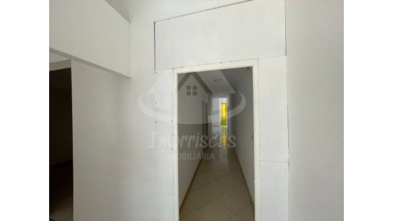 Loja para Venda em Póvoa de Santa Iria Foto 13