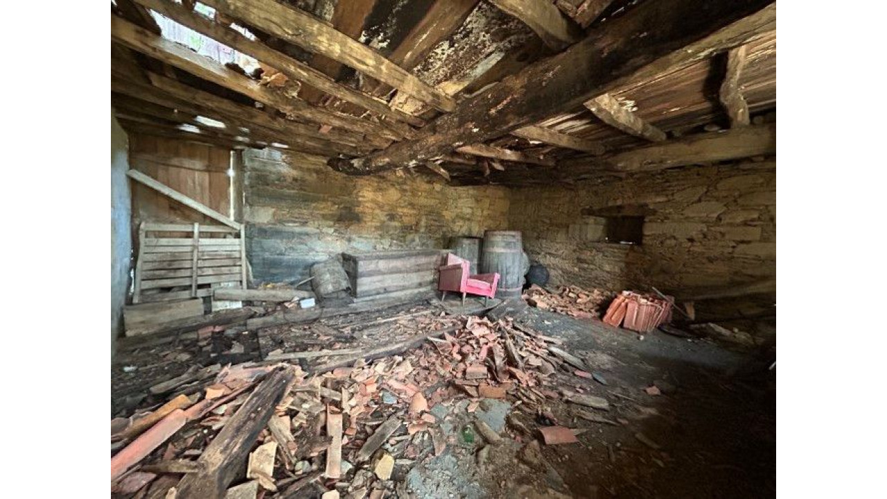 Moradia para Venda em Amoreira Fundeira Foto 10