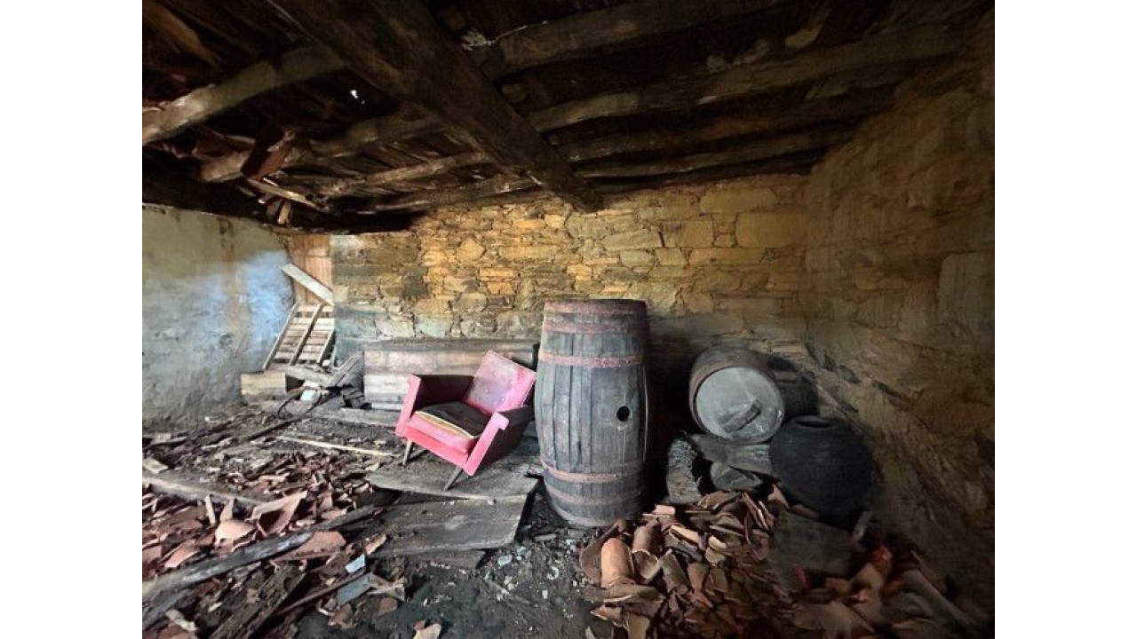 Moradia para Venda em Amoreira Fundeira Foto 9