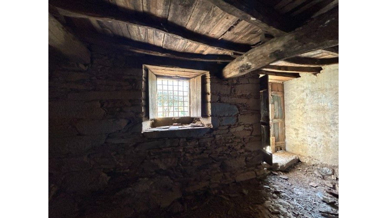 Moradia para Venda em Amoreira Fundeira Foto 12