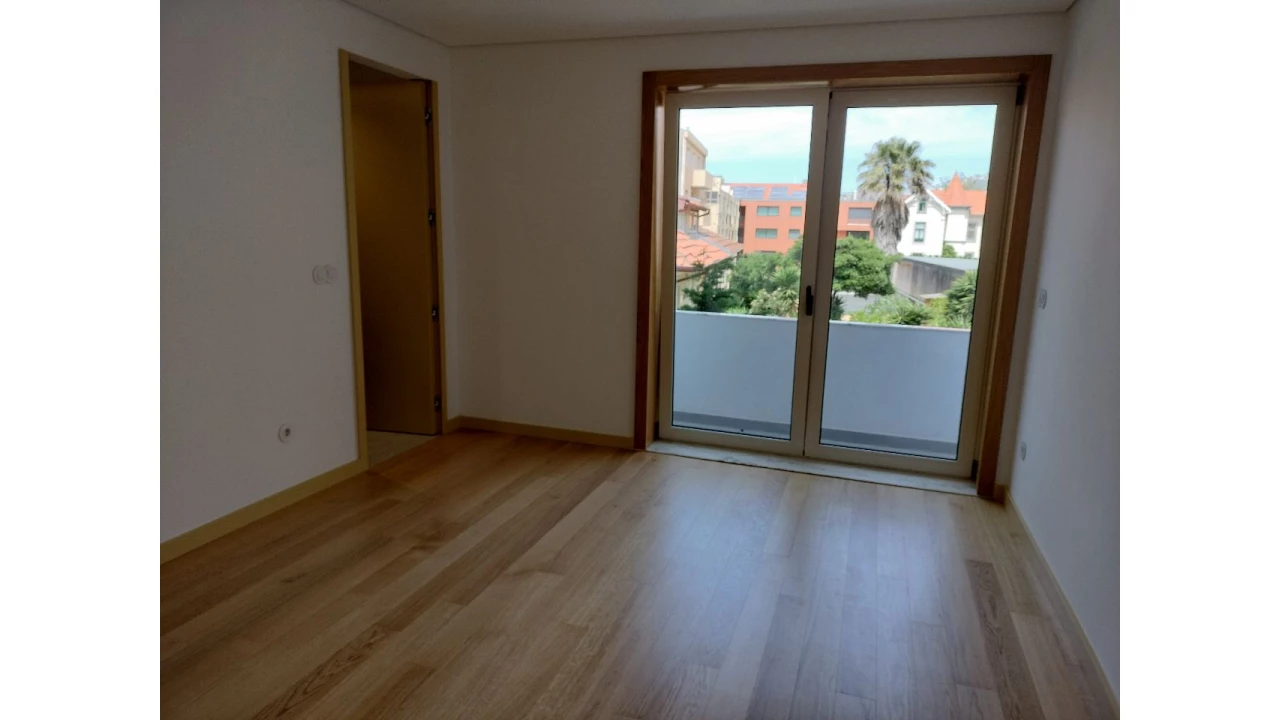 Apartamento T3 para Venda em Porto Foto 24