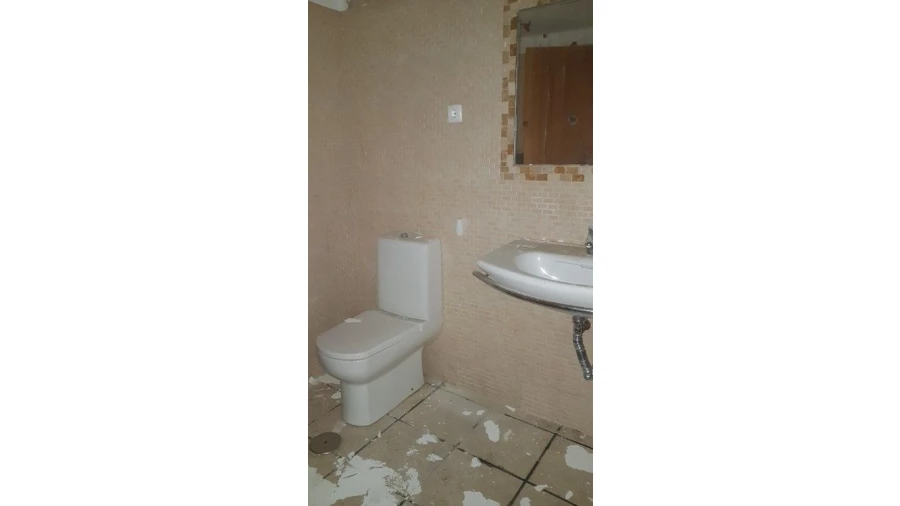 Moradia T3 para Venda em Picanços Foto 30