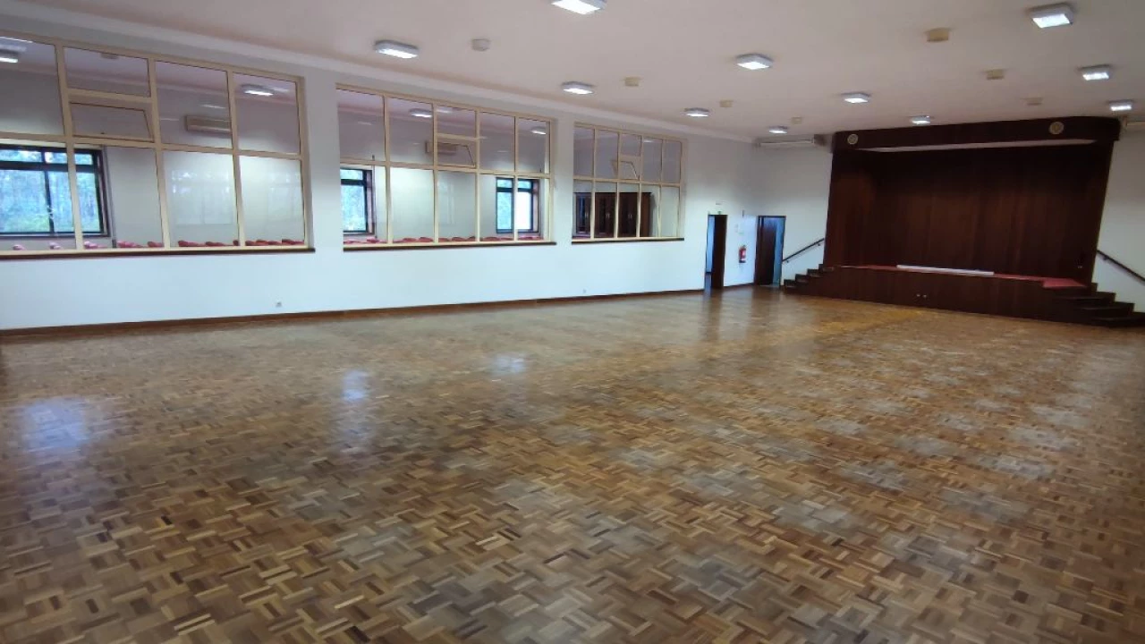 Armazém para Venda em Borralha Foto 6