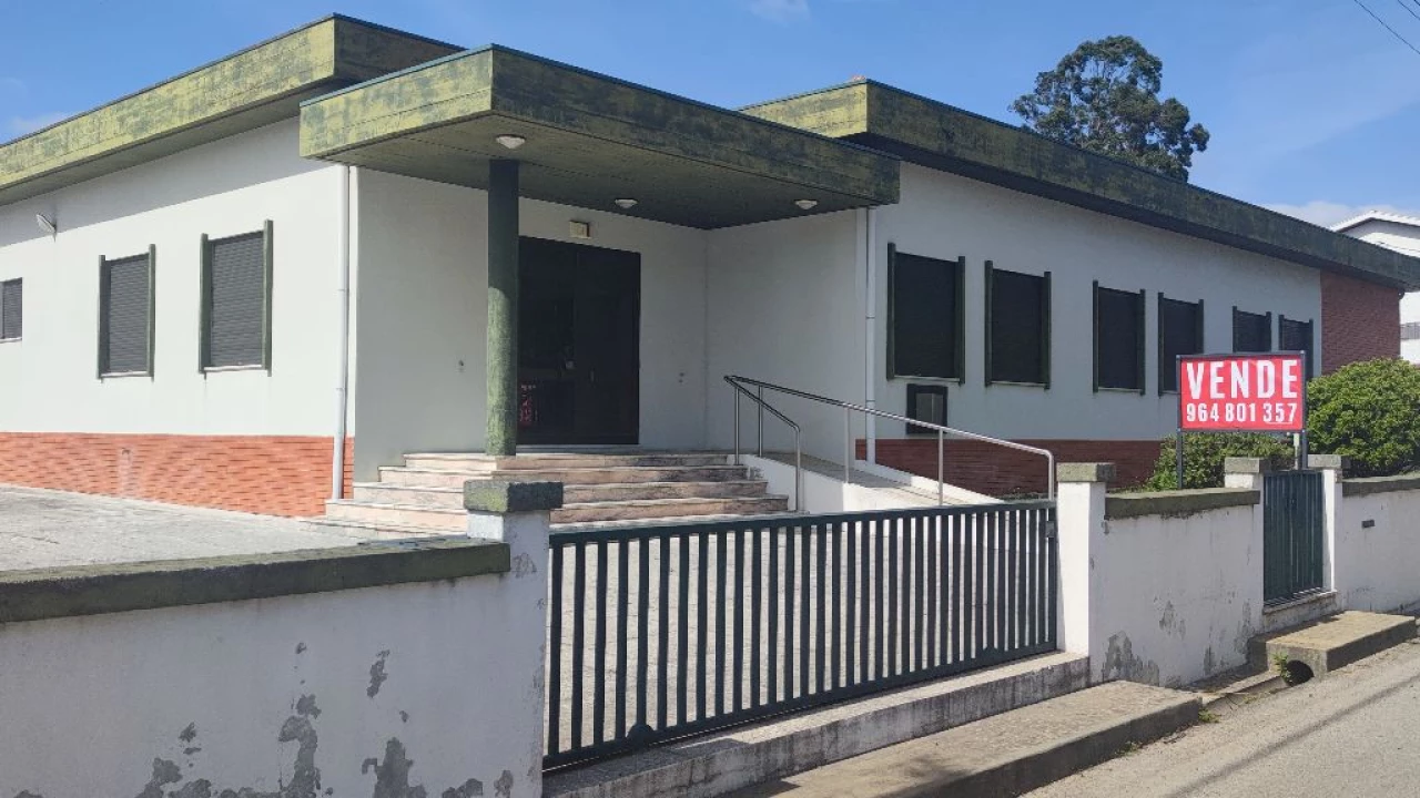 Armazém para Venda em Borralha Foto 2