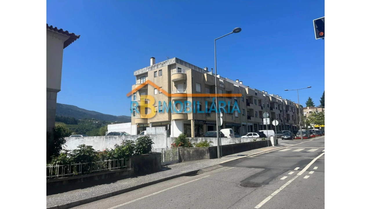 Loja para Venda em Arouca Foto 6