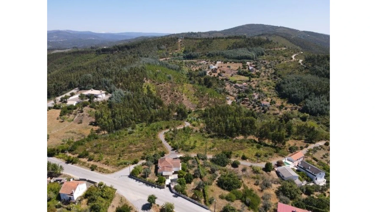 Terreno Misto para Venda em Portela do Fojo-Machio Foto 16