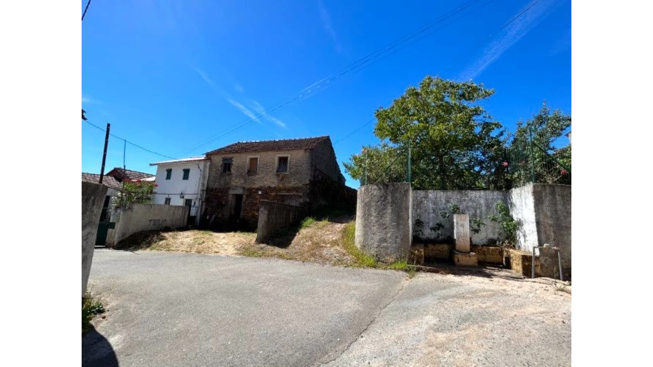 Moradia para Venda em Figueira Foto 24