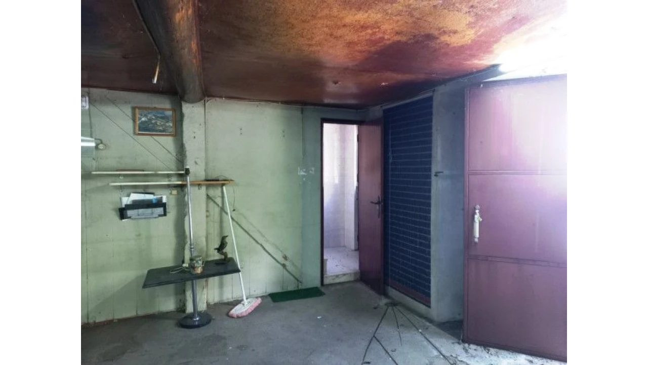 Moradia T6 para Venda em Catraia Farropo Foto 3