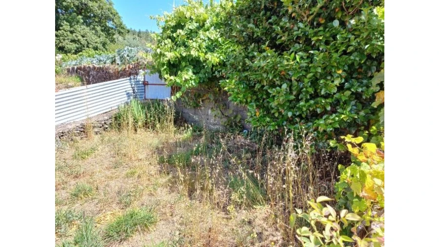 Moradia T6 para Venda em Catraia Farropo Foto 28