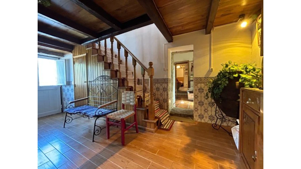 Moradia T4 para Venda em Abiul Foto 21