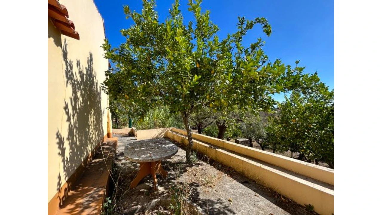 Moradia T4 para Venda em Abiul Foto 35